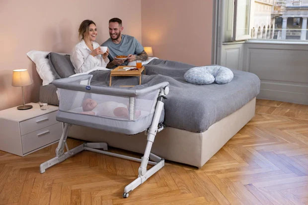 Chicco Next2Me Pop-Up Cosleeping Crib – Grey Mist