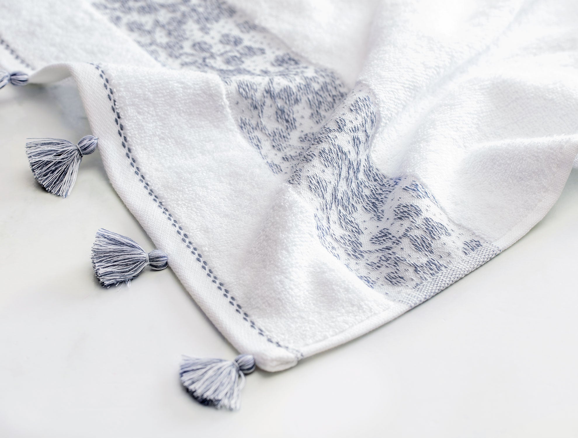 Fayette Bath Towel - Madame Coco JO