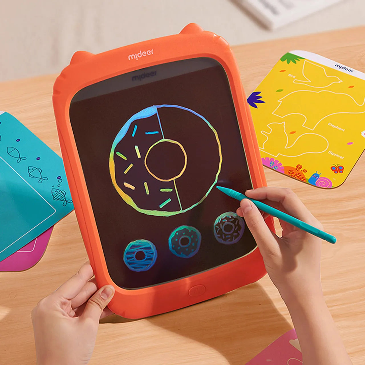 كمبيوتر لوحي بشاشة نسخة شفافة من ميدير LCD