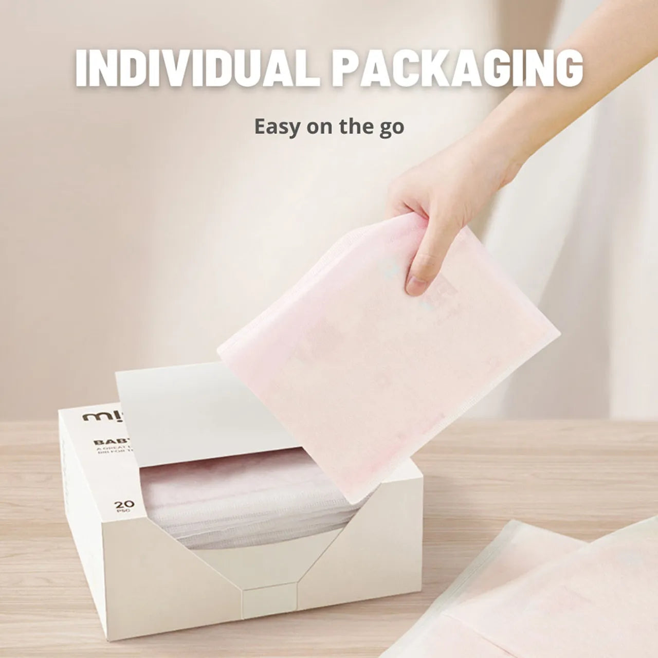 مريلة أطفال من ميدير للاستخدام مرة واحدة – أرنب وردي، 20 قطعة