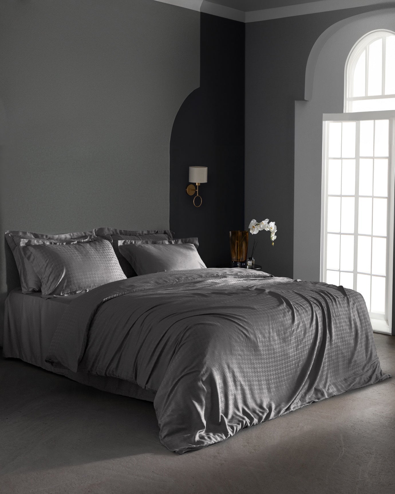 Lune Double Size Bamboo Satin Duvet Cover Set - Madame Coco JO