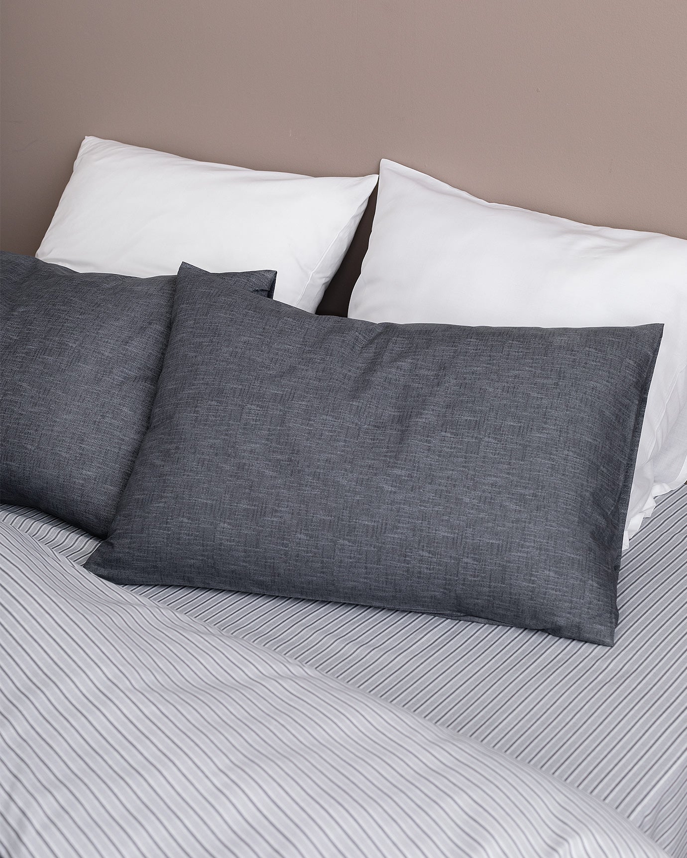 Jument Single Size Duvet Cover Set - Madame Coco JO