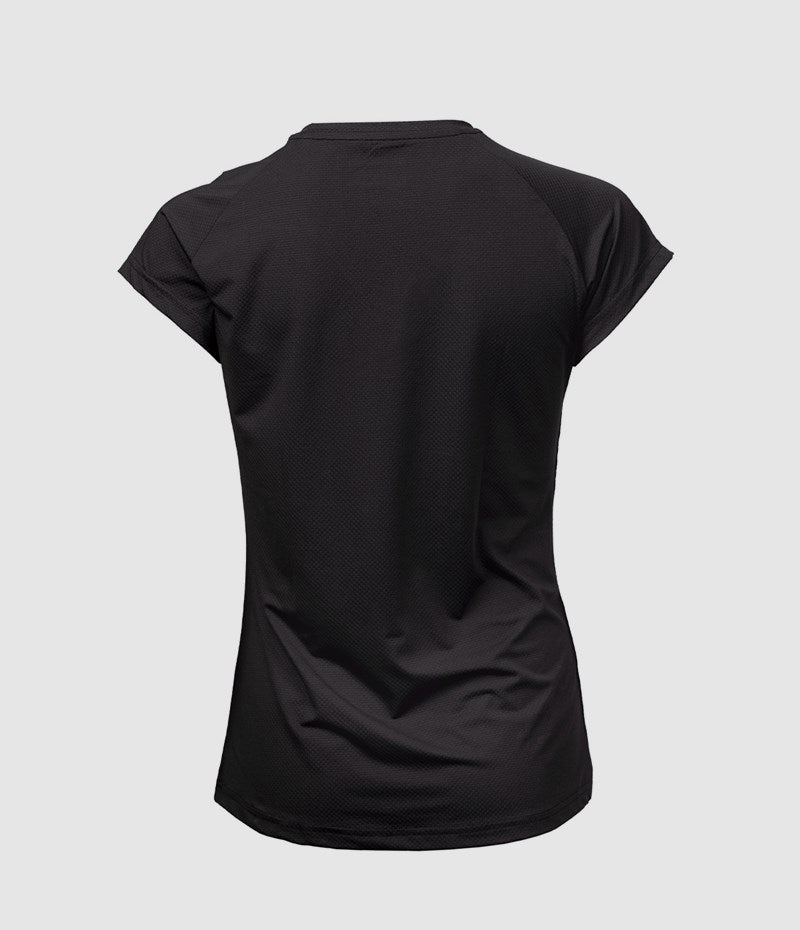 DELTA Polo Shirt أسود – قميص بولو نسائي أنيق ومريح