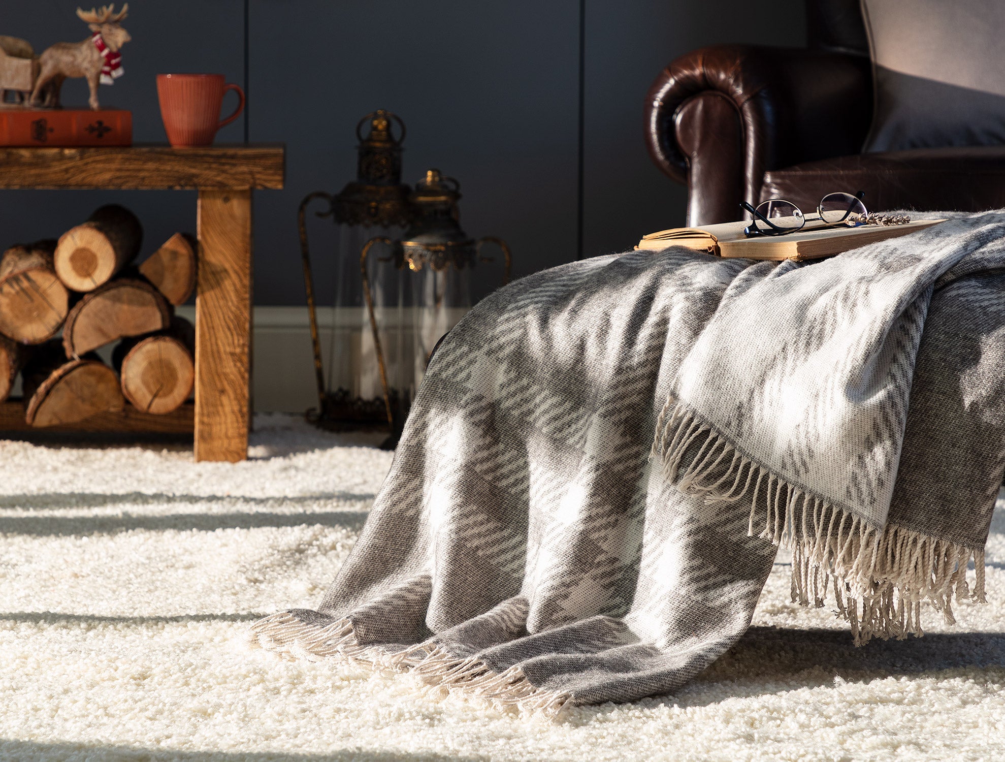Katriane Throw Blanket - Madame Coco JO