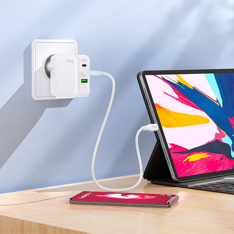 HOCO C115A Header Three-Port PD65W + QC3.0 Wall Charger 2C+1A (EU)