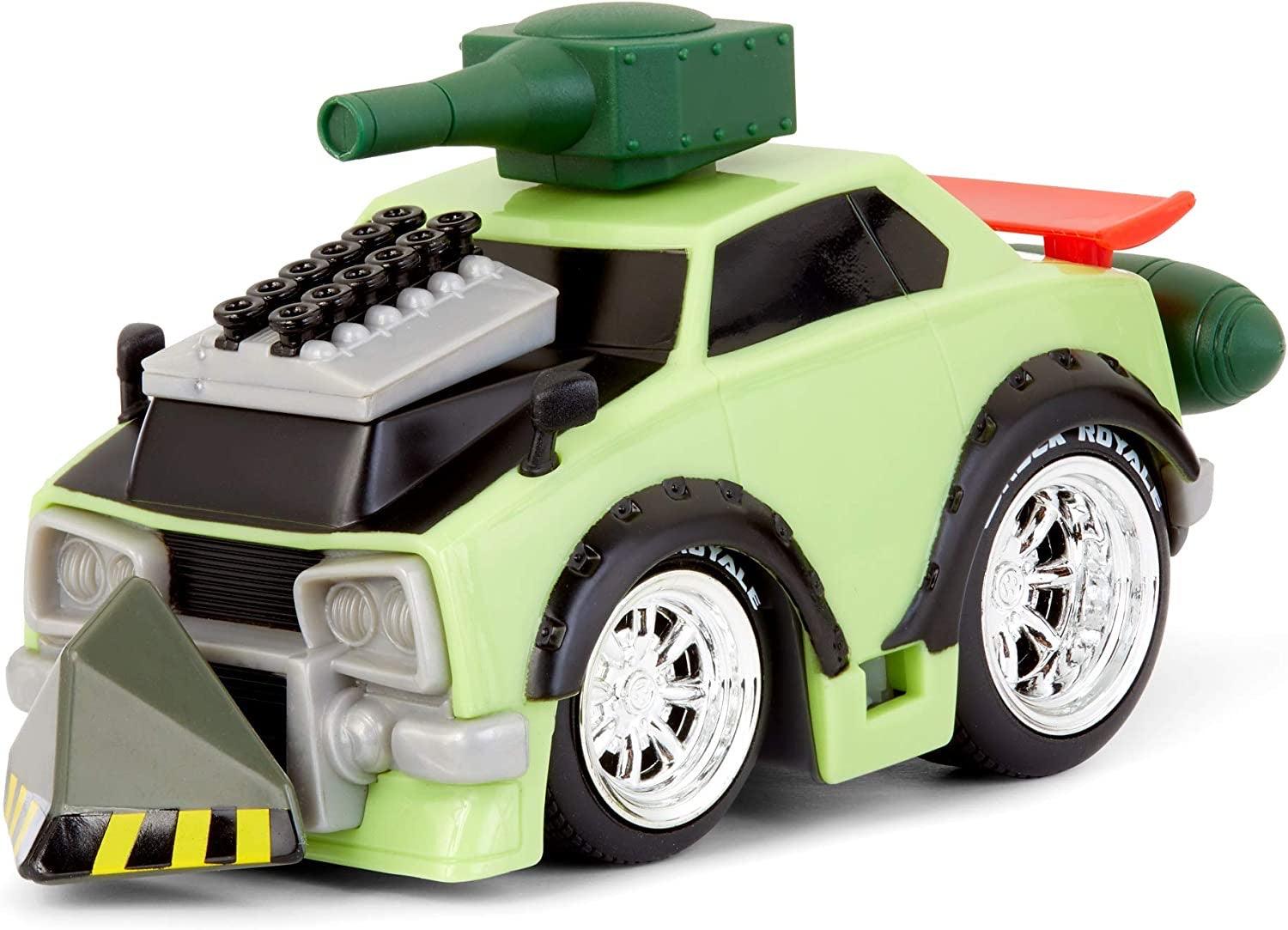 MGA Entertainment Wreck Royale تنفجر وتحطم سيارة سباق القنبلة