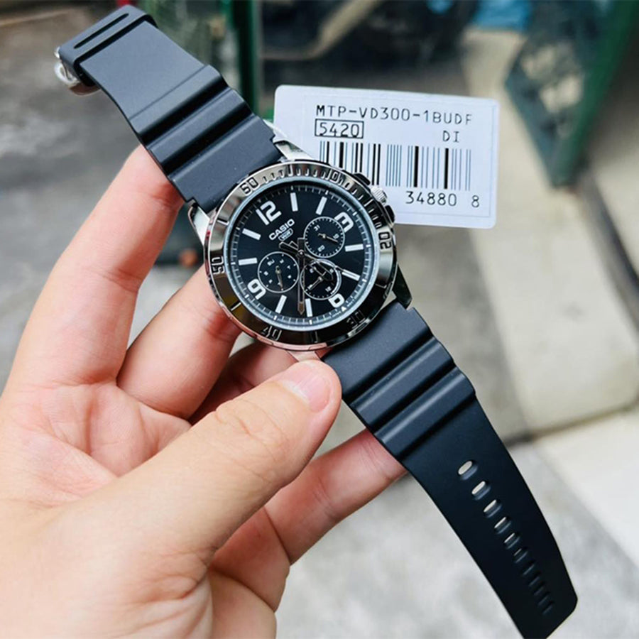CASIO MTP-VD300-1B MEN WATCH