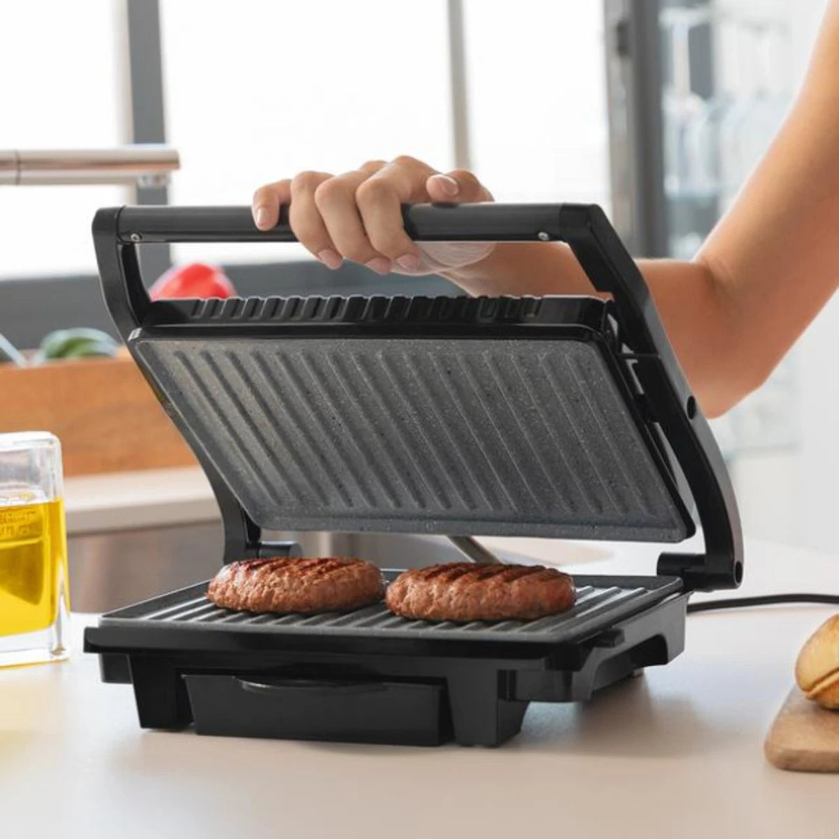 Cecotec Rock'nGrill 1000 Dark 1000W Electric Contact Grill — Mid-Range Power, Dark Design
