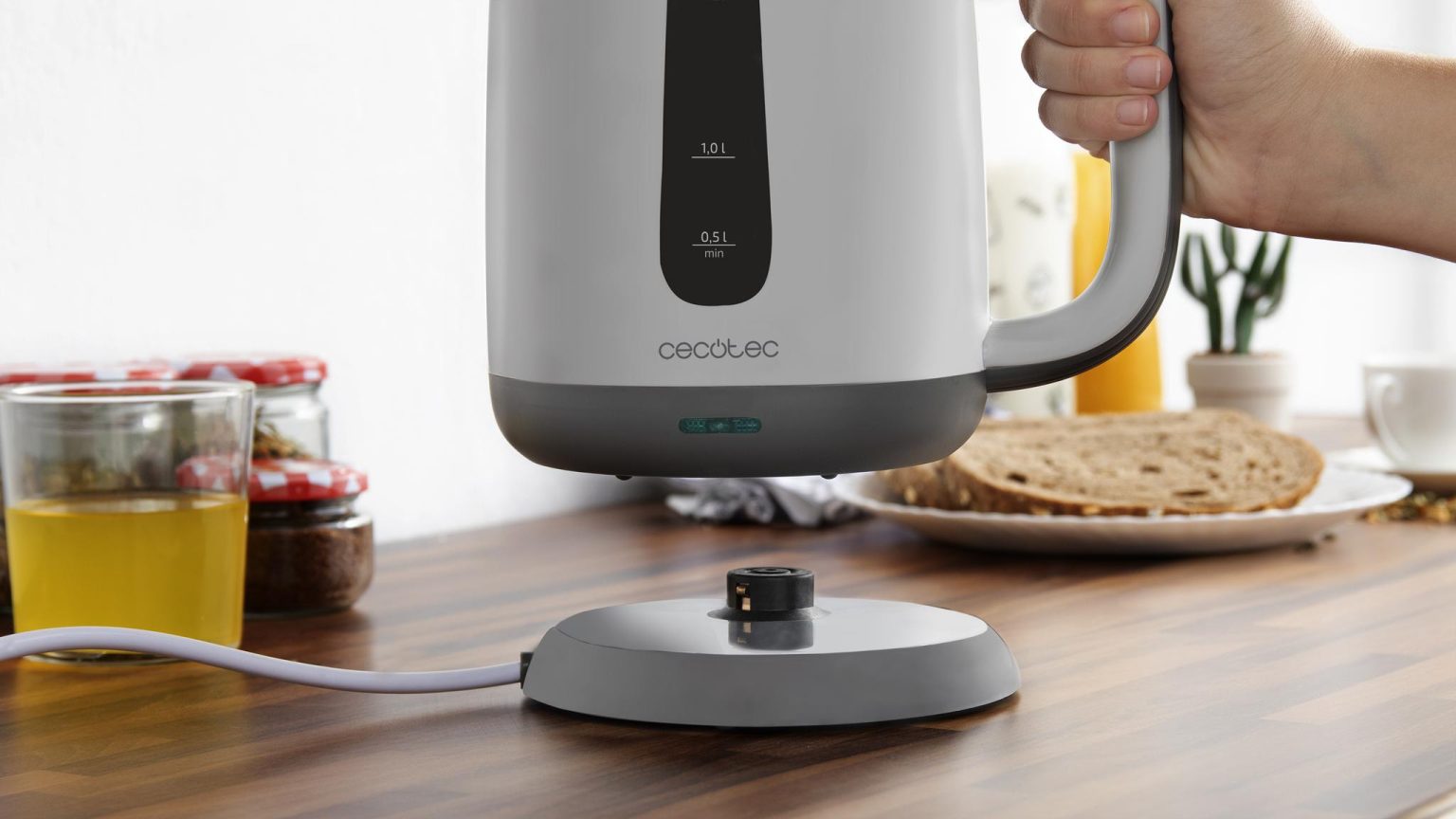 Cecotec ThermoSense 170 1.7L Electric Kettle — Fast Boil, Stainless Steel Interior