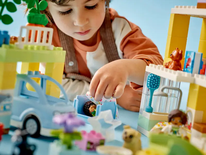 LEGO® 3-in-1 - Family House with Multiple Builds