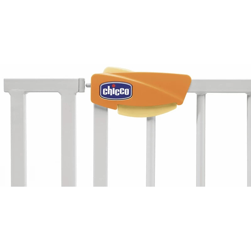 ضوء ليلي وبوابة أمان للأطفال من شيكو