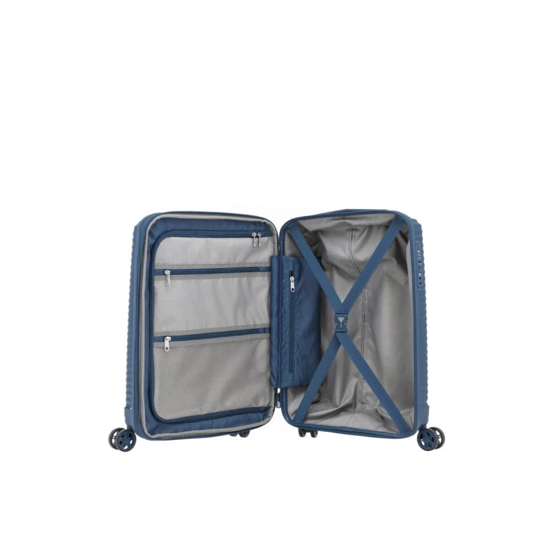 شنطة سفر Samsonite Varro Spinner 81 سم – متينة وواسعة
