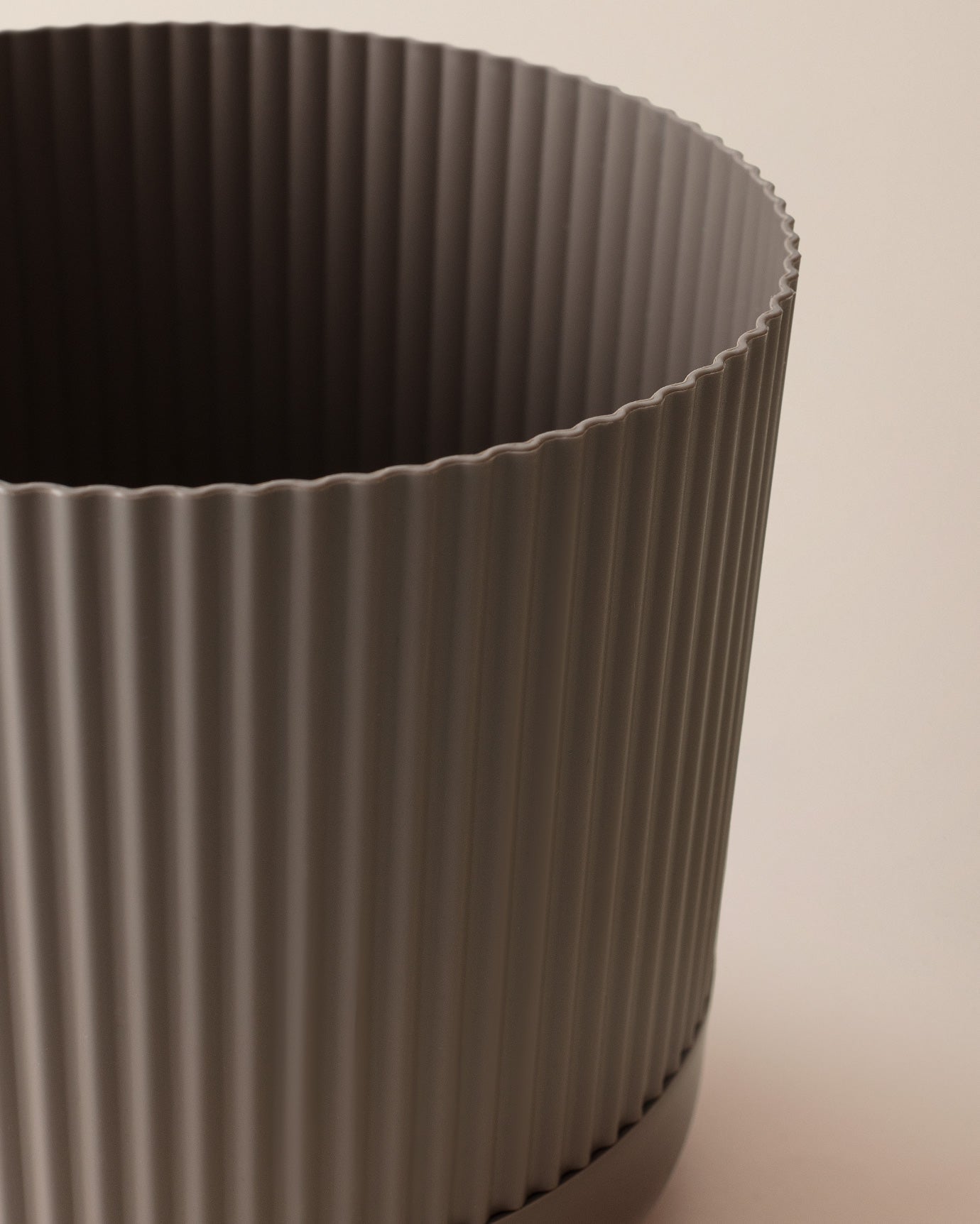 Sanvi Flower Pot 4000 Ml - Madame Coco JO