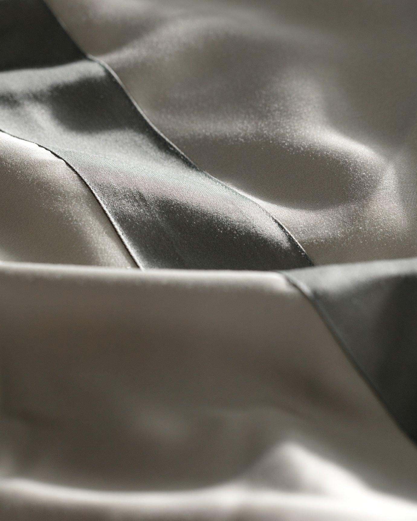 Samoa Double Size Bamboo Satin Duvet Cover Set - Madame Coco JO