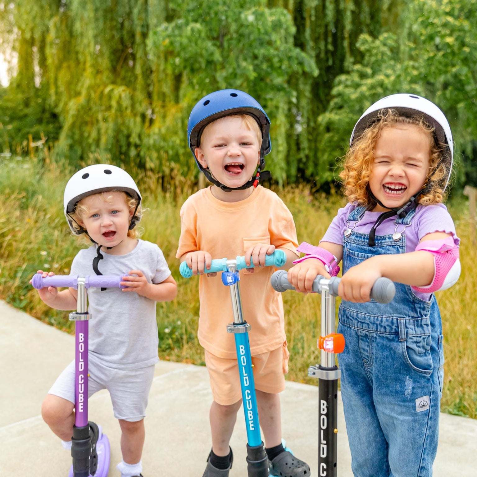 Boldcube – Three Wheel Scooter Teeny | Rocket Black | Ages 3-8