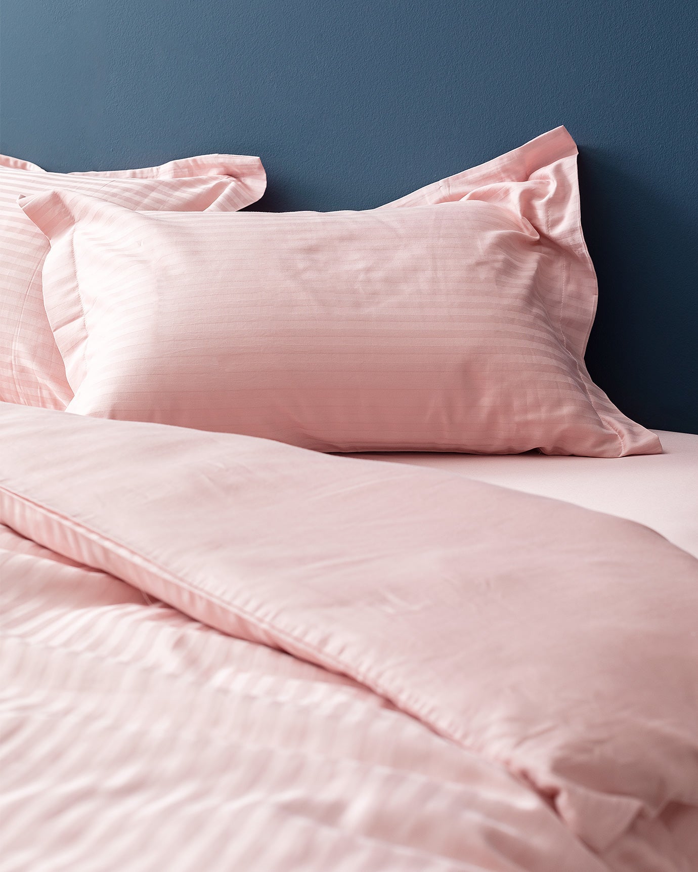 Elicia King Size Striped Satin Duvet Cover Set - Madame Coco JO