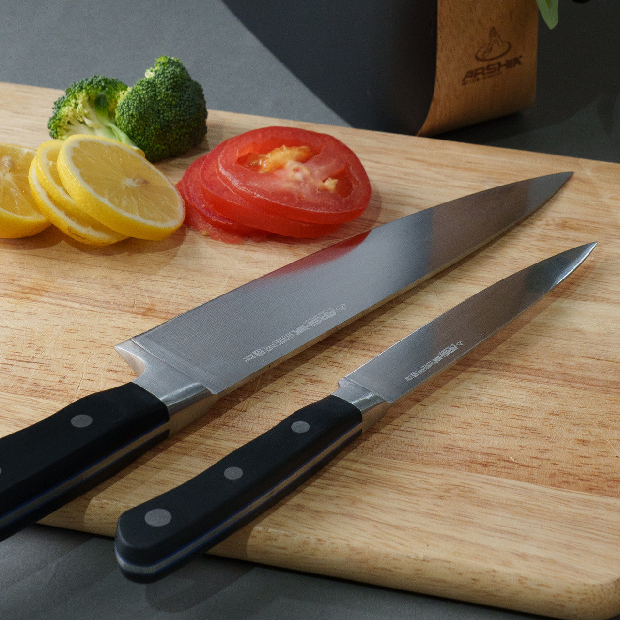 طقم 6 سكاكين Arshia مع حامل خشبي – شفرات حادة وعرض أنيق