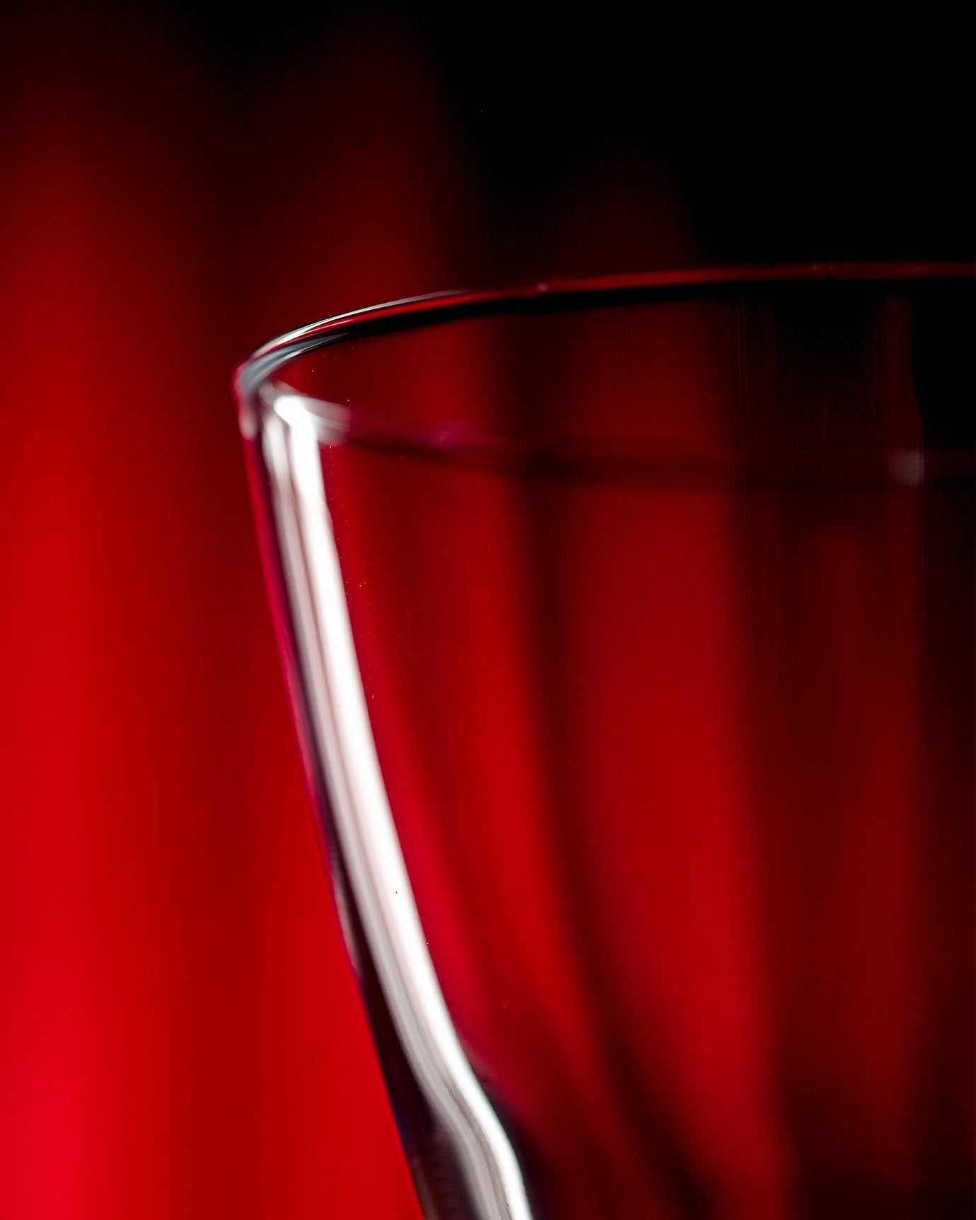 Vincent 4-piece Red Wine Glass Set - Madame Coco JO