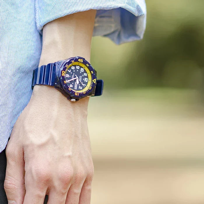 Casio Watches MRW-200HC-2BVDF, Strap. and other Wrist Watches