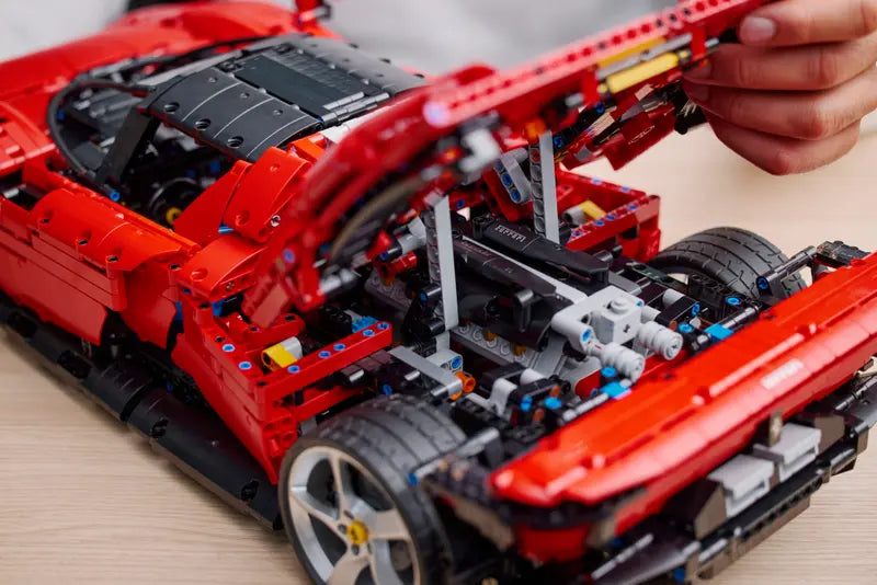 LEGO® Technic - Ferrari Daytona SP3