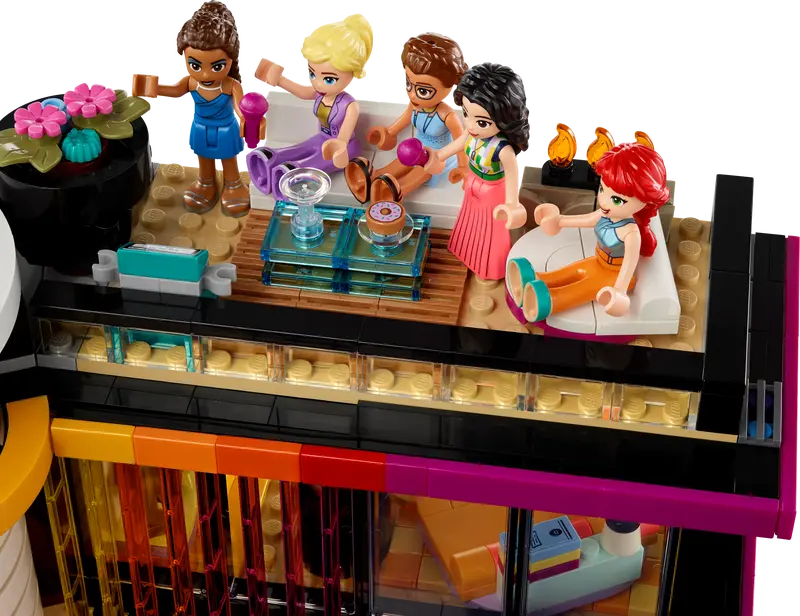 LEGO® Friends - Andrea's Modern Mansion 42639