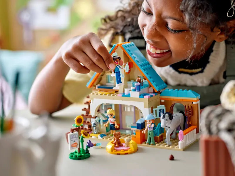 LEGO® Friends - Horse and Pet Vet Clinic