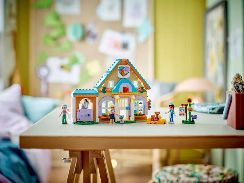 LEGO® Friends - Horse and Pet Vet Clinic