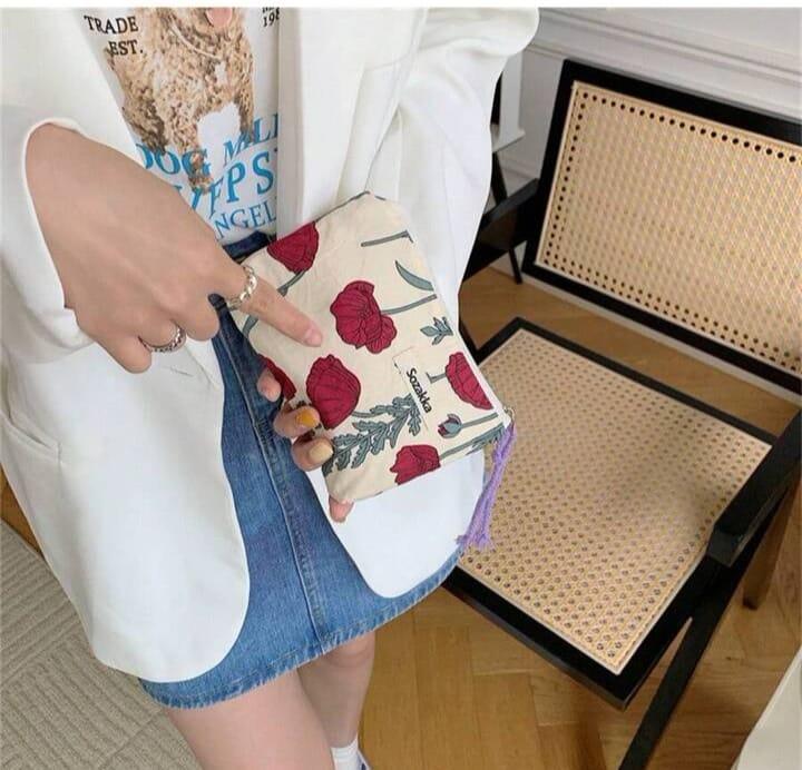 Floral Printed Zipper Cosmetic Bag, One Piece Korean Style Nice Women Travel Makeup Bags with Rope, Suitable for Lipstick,