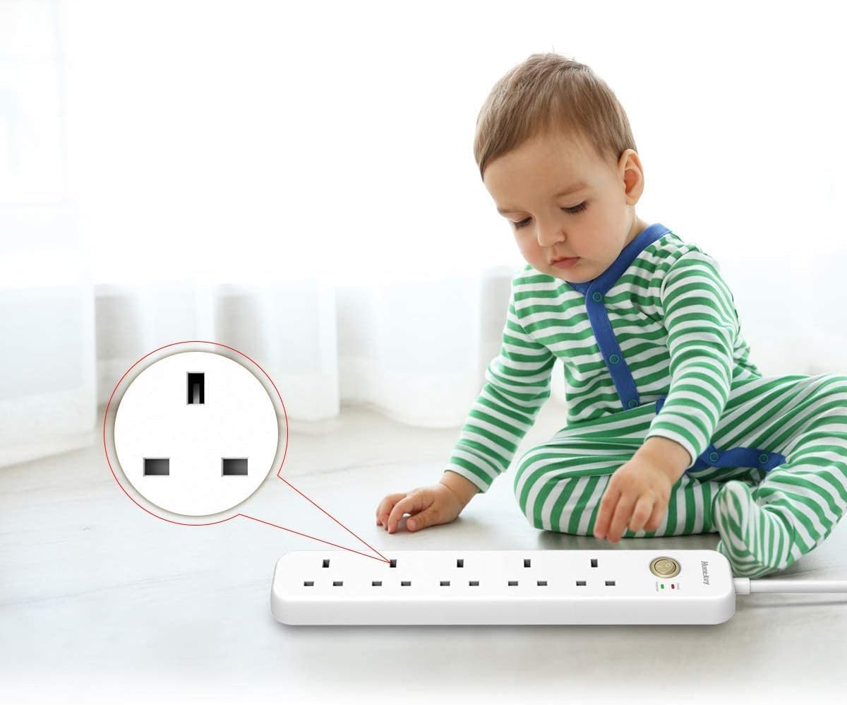 Huntkey Power Strip 4 Outlets 2 USB 6 in 1 Extension