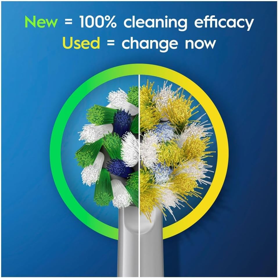 Oral-B CrossAction Toothbrush Head with CleanMaximiser Technology Pack of 12