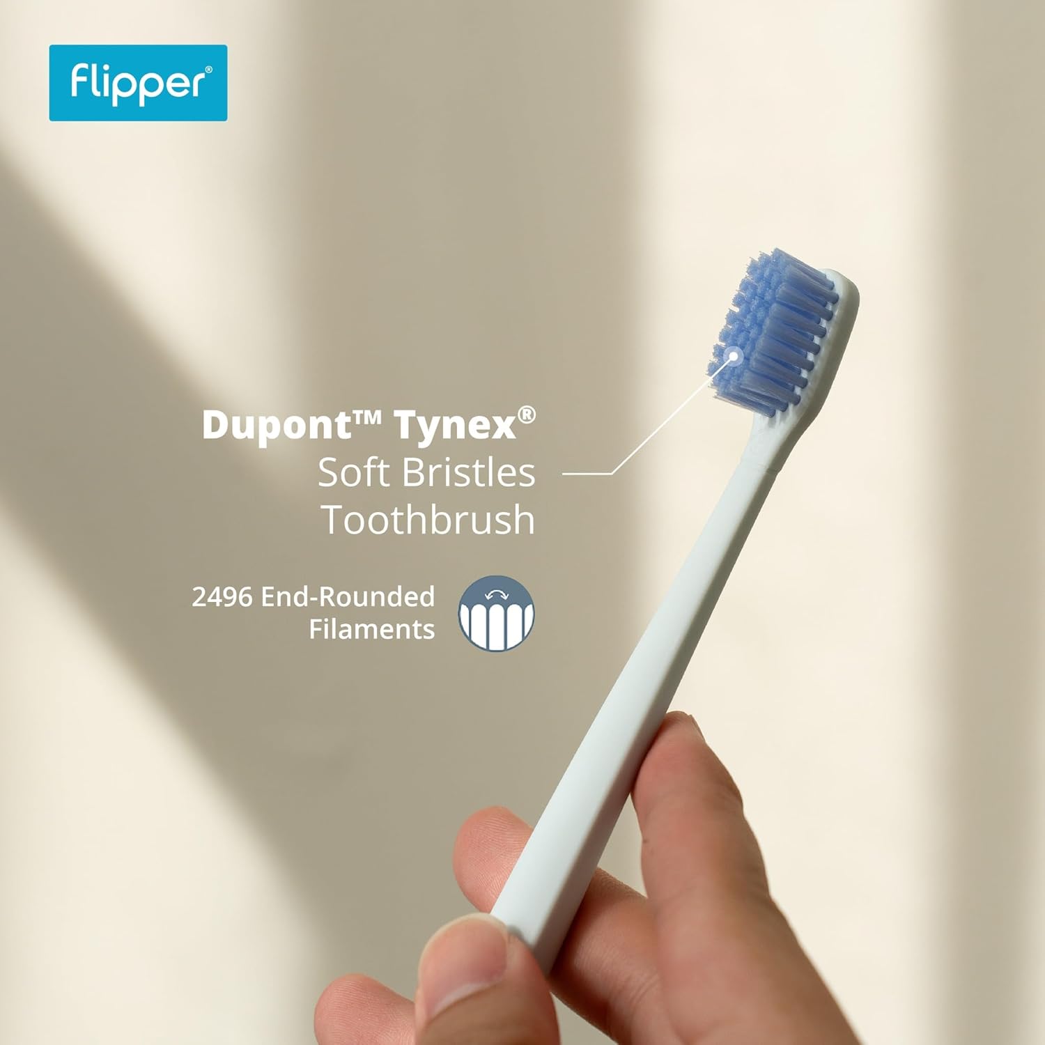 عدة العناية بالفم Flipper MONO 4 في 1 مع حقيبة سفر