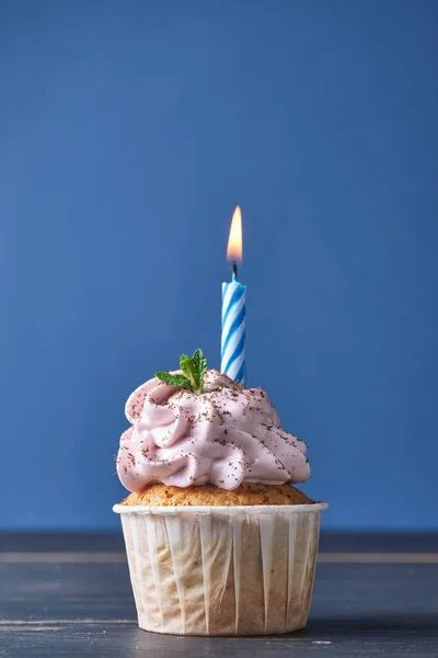 طقم 20 شمعة عيد ميلاد من Price's - ألوان مميزة وجودة عالية
