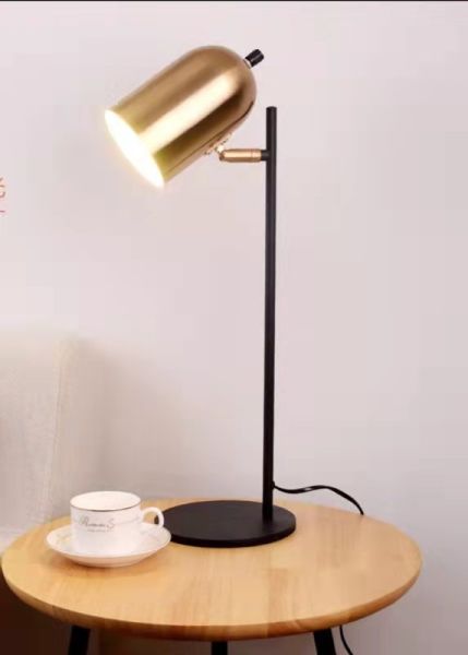 ARMN Regency Gold Desk Lamp – Elegant Work & Study Light