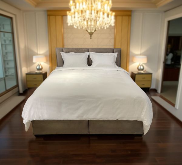 ARMN Cloud 9-Piece Bed Set – White Luxury Bedding