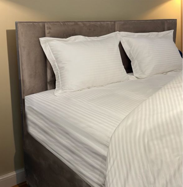 ARMN Cloud 9-Piece Bed Set – White Luxury Bedding