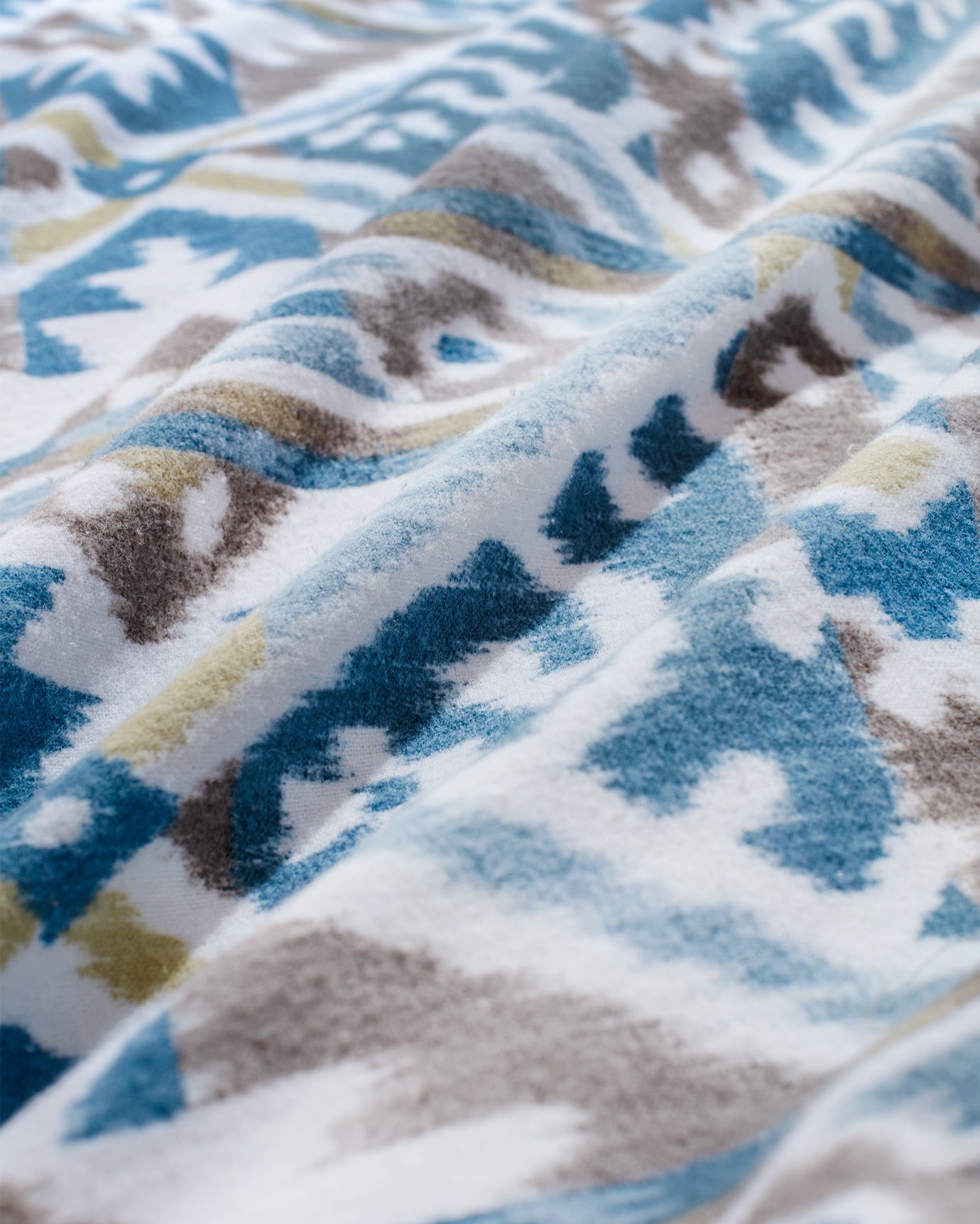 Aron Double Size Flannel Duvet Cover Set - Madame Coco JO