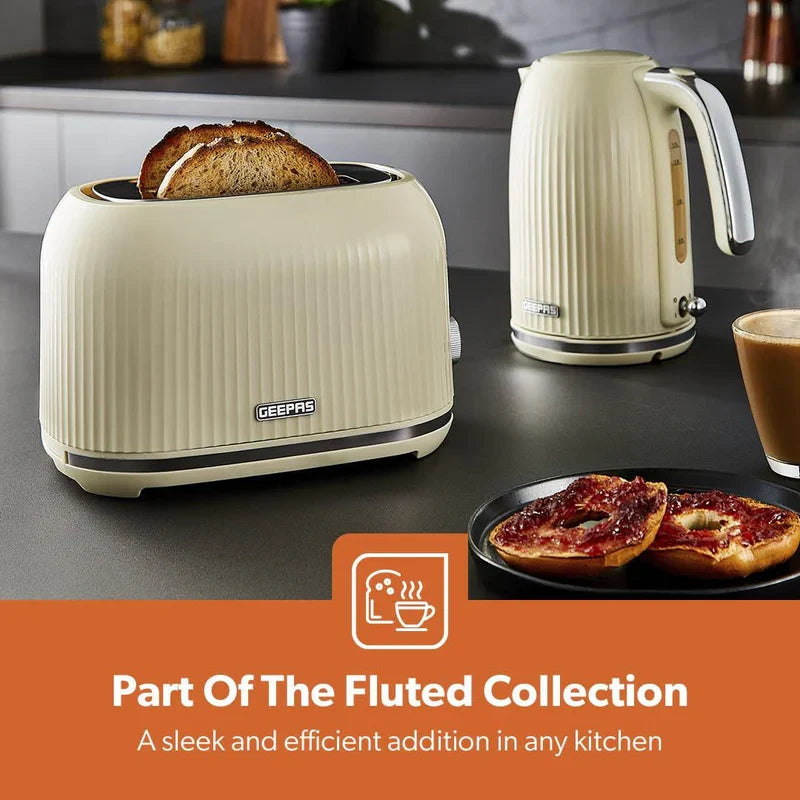 Geepas Fluted 2-Slice Toaster, 6 Browning Levels, Cream GBT36558UK-CR