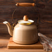 Bonneville Teapot - Madame Coco JO