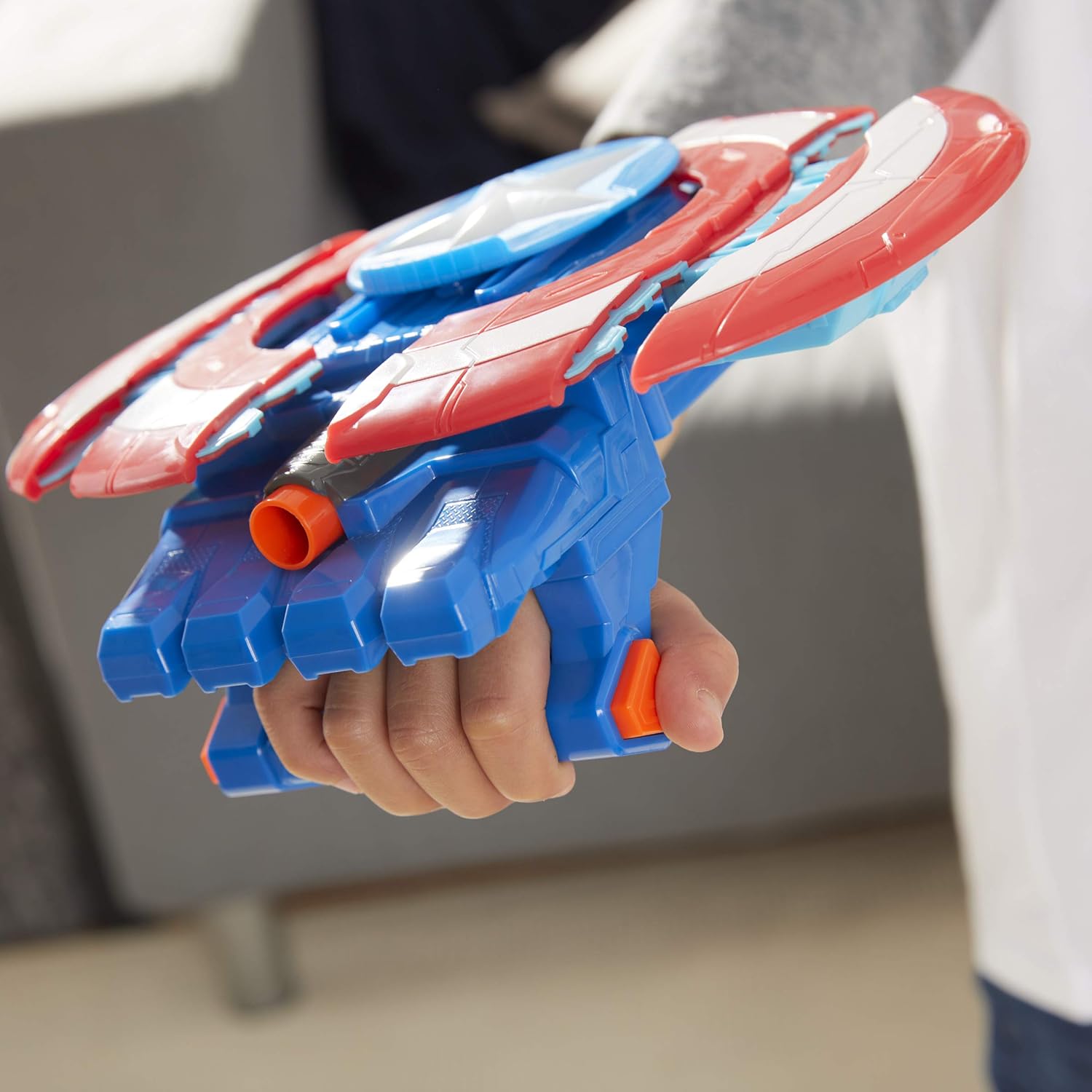 Hasbro Captain America Mech Strike Shield with 3 NERF Darts