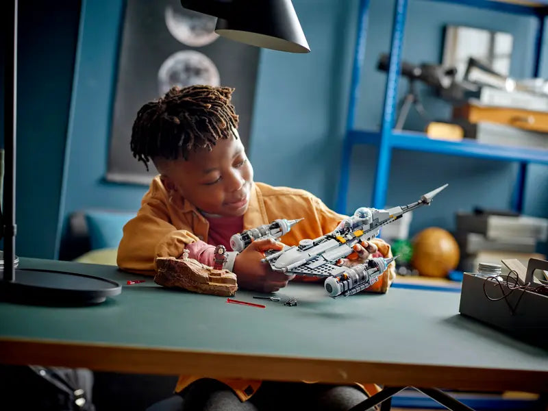 LEGO Star Wars – The Mandalorian’s N-1 Starfighter 75325