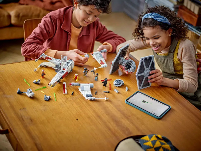 LEGO Star Wars - TIE Fighter & X-Wing Mash-up