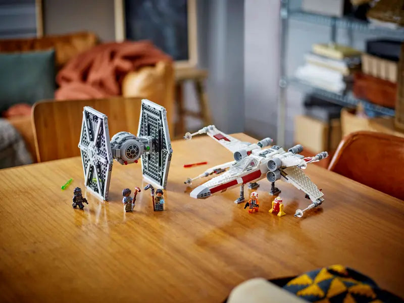 LEGO Star Wars - TIE Fighter & X-Wing Mash-up