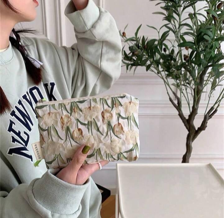 Floral Printed Zipper Cosmetic Bag, One Piece Korean Style Nice Women Travel Makeup Bags with Rope, Suitable for Lipstick,