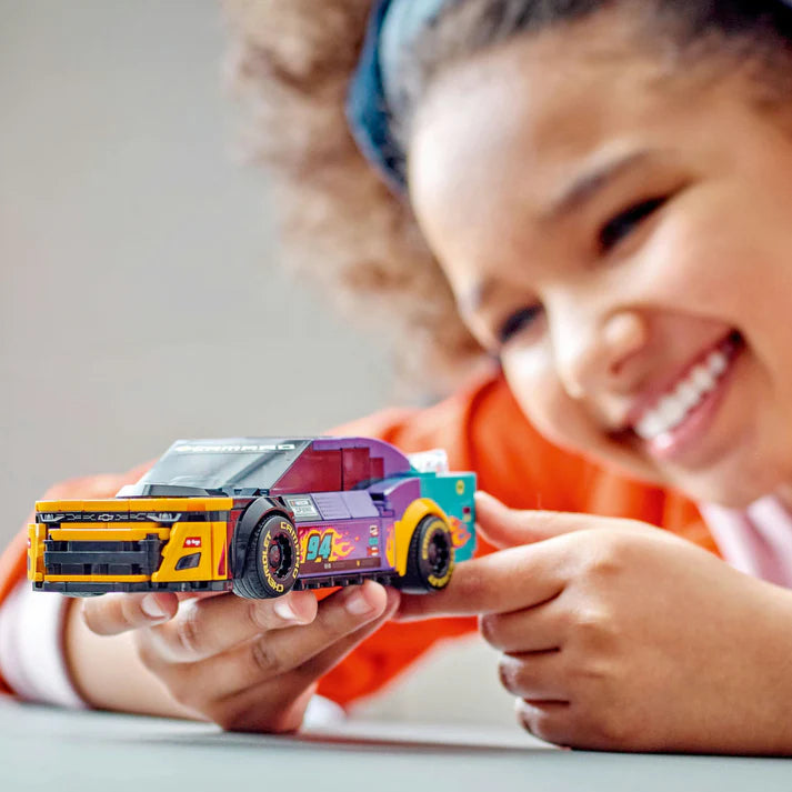 LEGO Speed Champions - NASCAR Chevrolet Camaro ZL1 76935