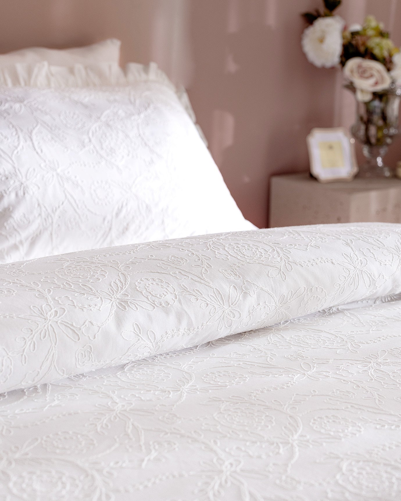 Aulne Kıng Sıze Embroıdery Duvet Cover Set - Madame Coco JO