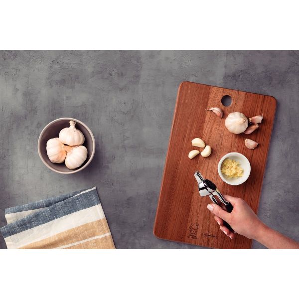 Tramontina Utilita Garlic Press – 16 cm