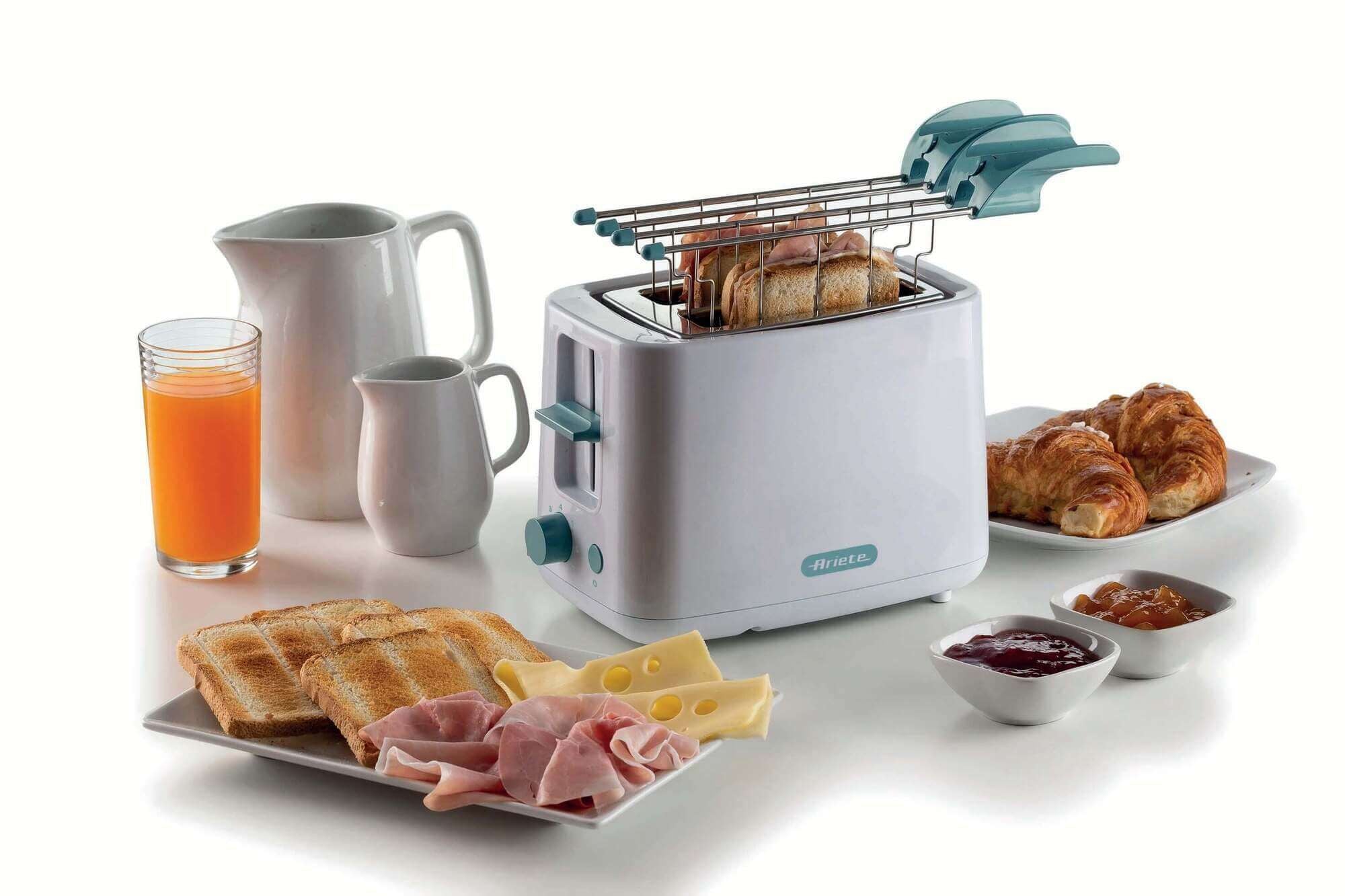 توستر Ariete Breakfast بفتحتين – أبيض – تحميص سريع ولذيذ