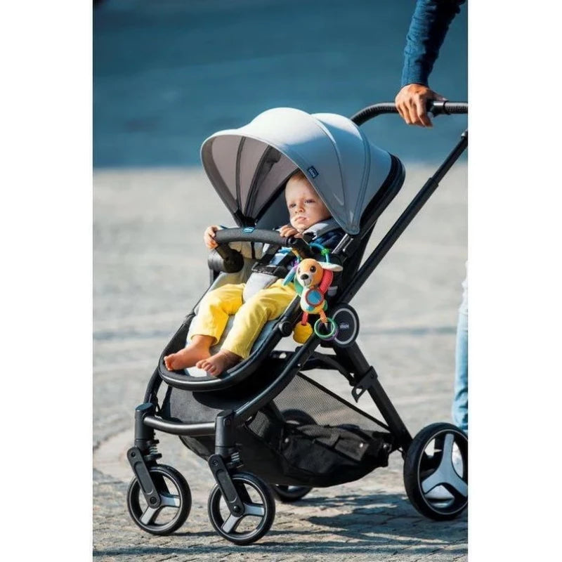 عربة أطفال شيكو Best Friend Plus – رمادي Magnet