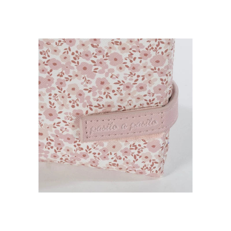 حصيرة تغيير Pasito a Pasito – Flower Mellow Pink ناعمة وعملية