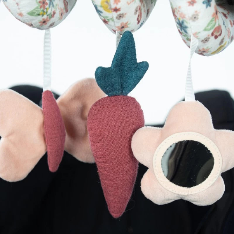 لعبة Rabbit Garden من باسيتو – ناعمة وتفاعلية للأطفال